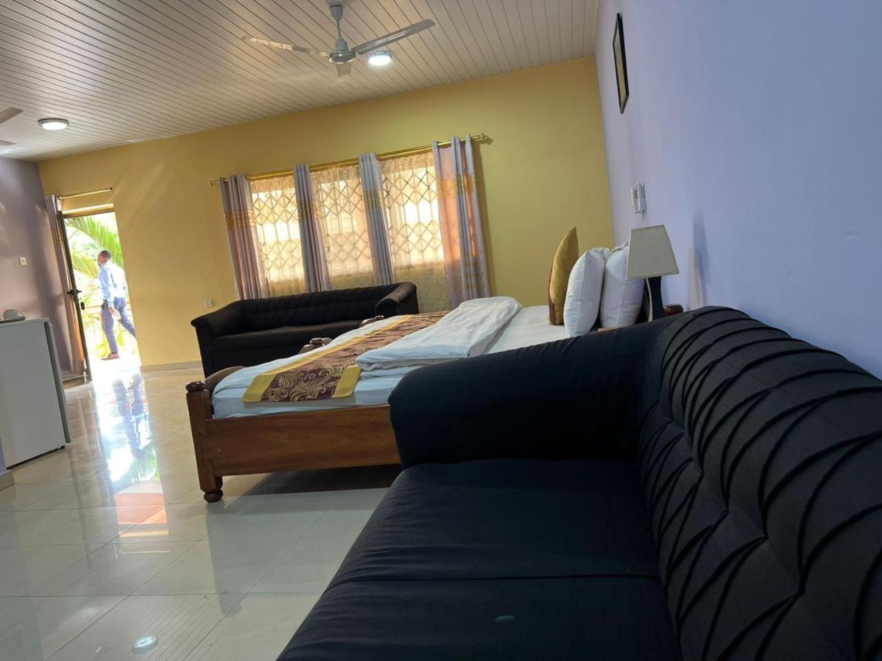 Hans Cottage Botel Cape Coast Exteriér fotografie